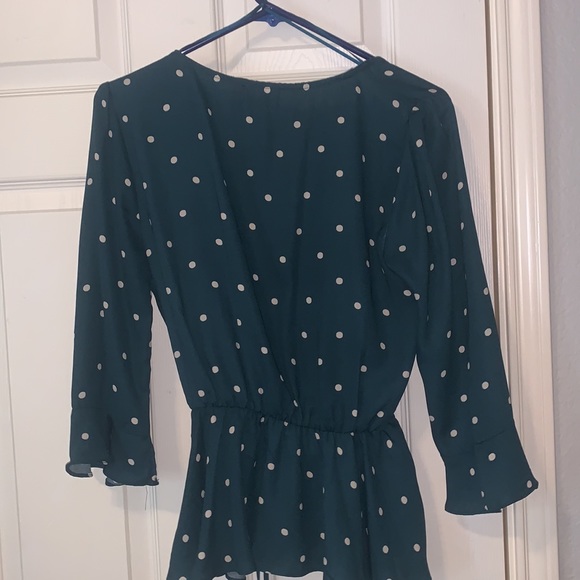 Great condition Green and Creme Polka-Dot Blouse - Picture 3 of 3